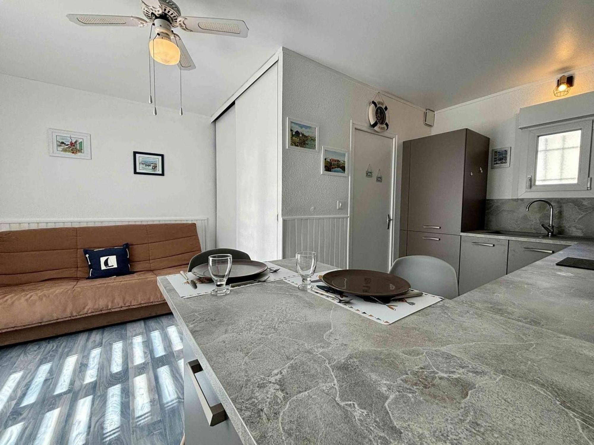 Holiday home A La Cotiniere Proche Plages Et Commerces, Terrasse Privee, Parking Inclus - Fr-1-246a-291 Saint-Pierre-d'Oleron