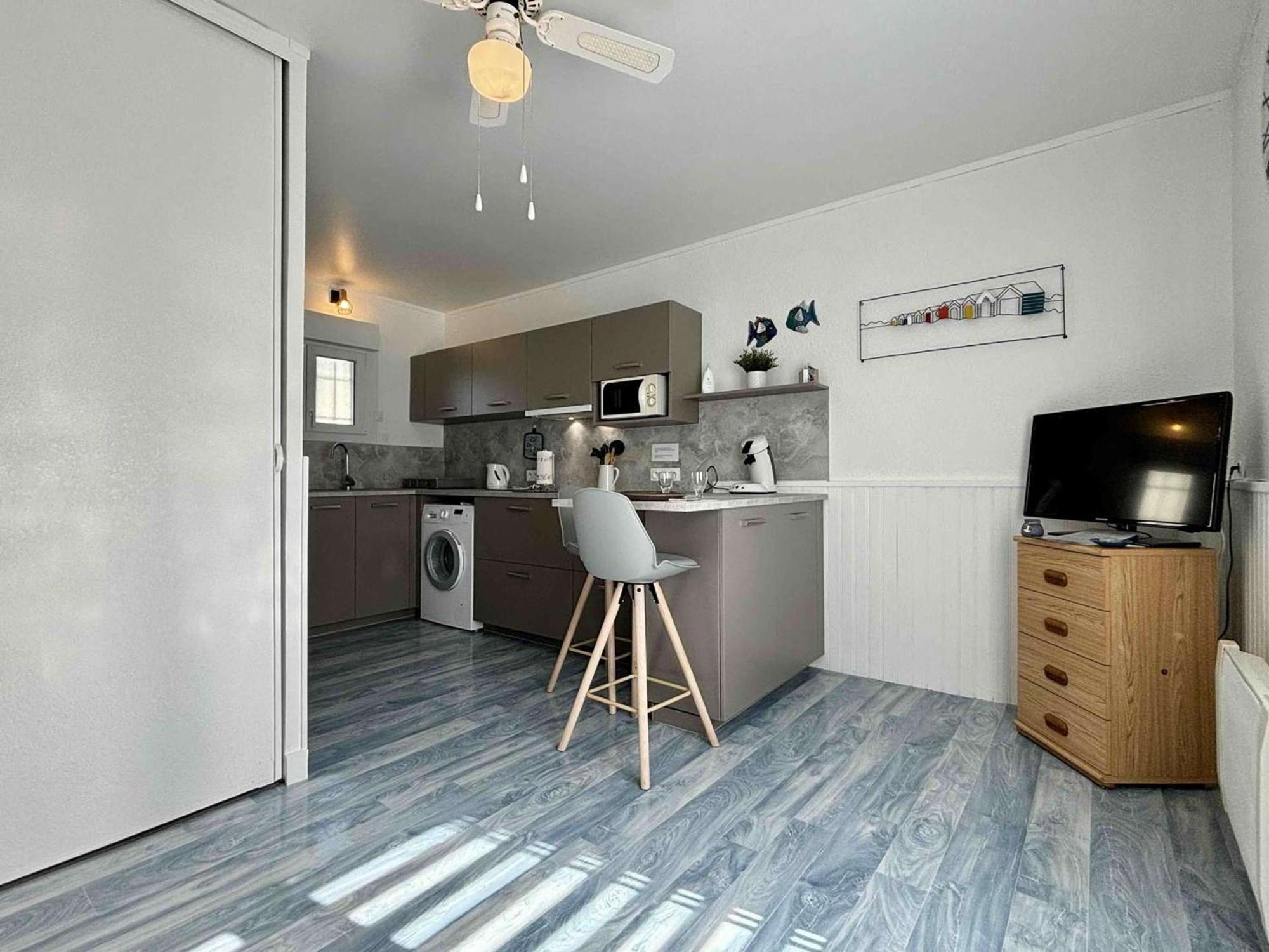 A La Cotiniere Proche Plages Et Commerces, Terrasse Privee, Parking Inclus - Fr-1-246a-291 Casa vacanze *